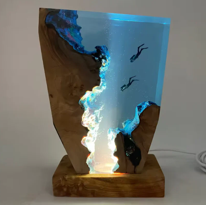 Divers Resin Lamp