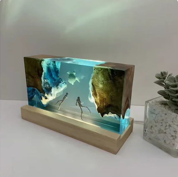 Divers and Turtle Resin Lamp