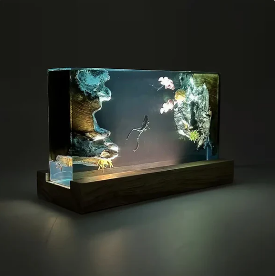 Scuba Diver and Fishes Resin Lamp